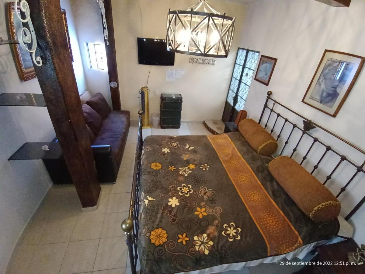 Hotel Posada Spa Antigua Casa Hogar 태스코 데 알라르콘 외부 사진