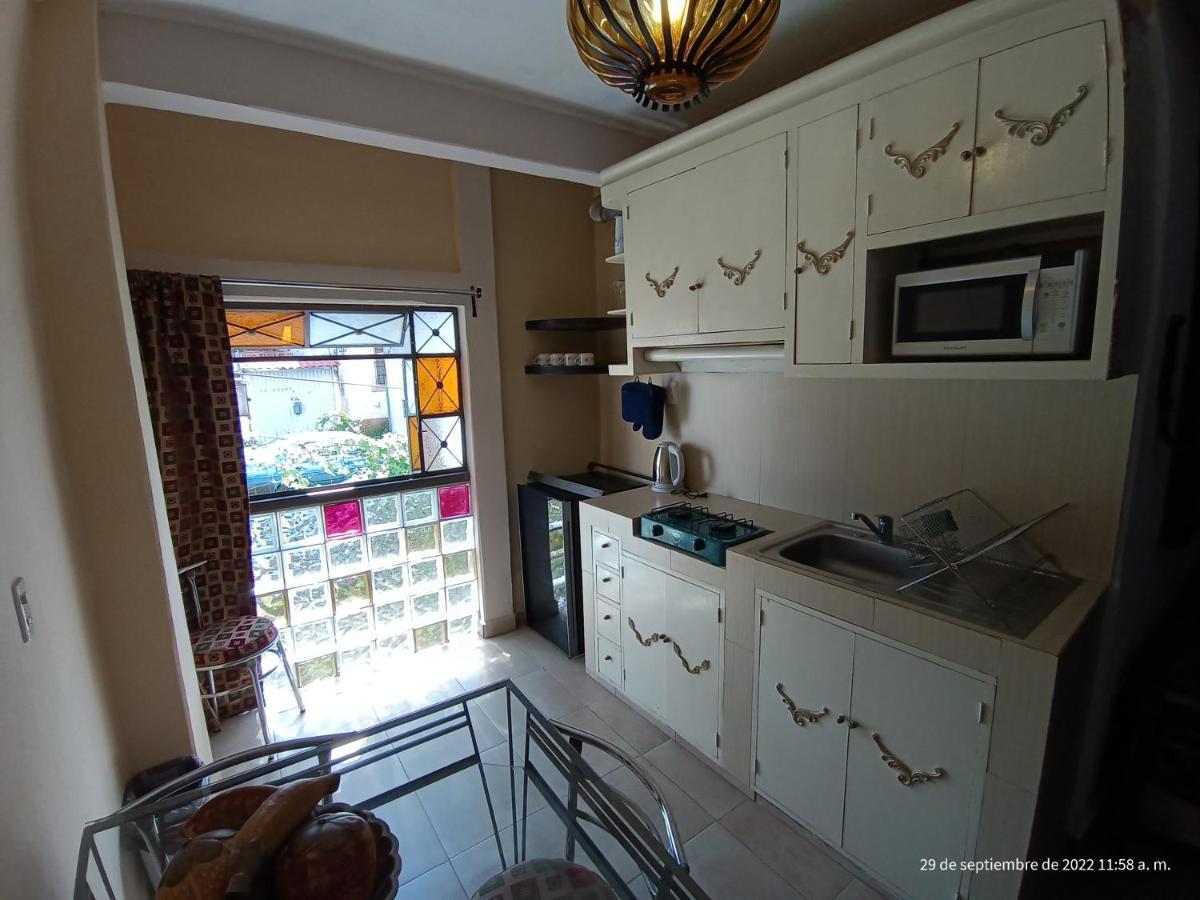 Hotel Posada Spa Antigua Casa Hogar 태스코 데 알라르콘 외부 사진