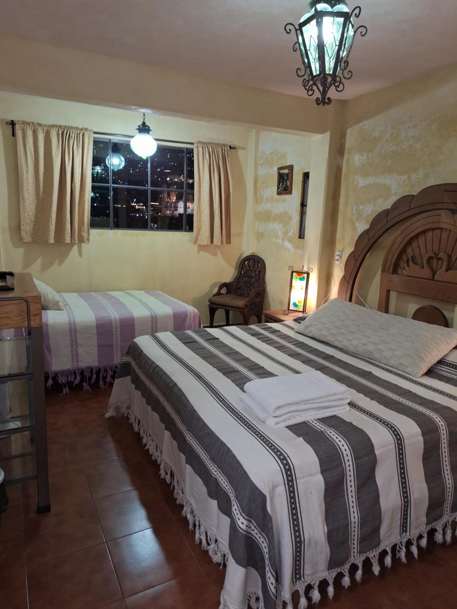 Hotel Posada Spa Antigua Casa Hogar 태스코 데 알라르콘 외부 사진